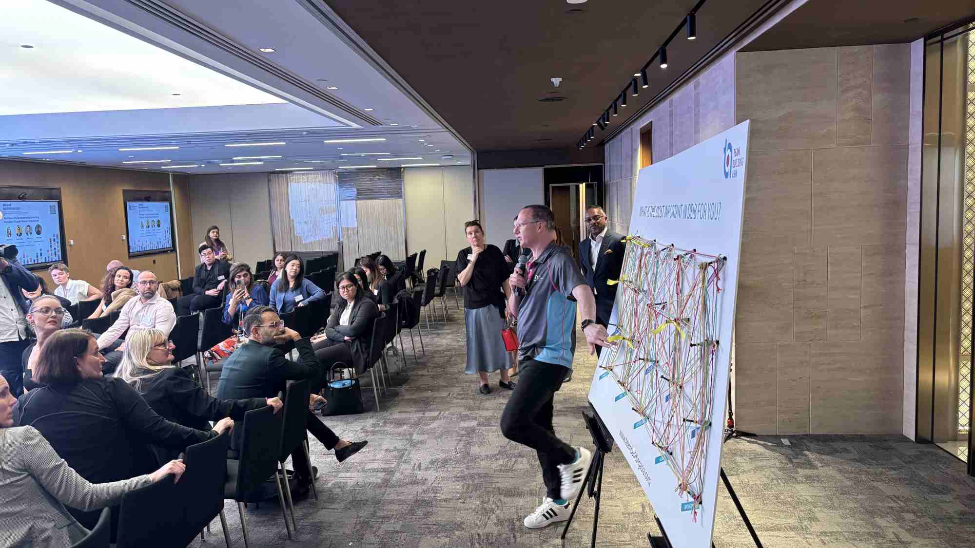 network interactive team building program